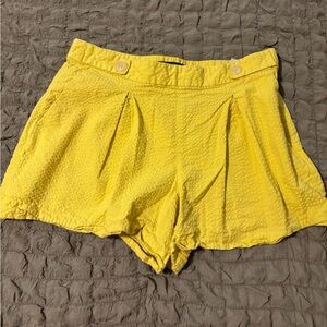 Banana Republic Women’s Yellow 3” Shorts Size 10